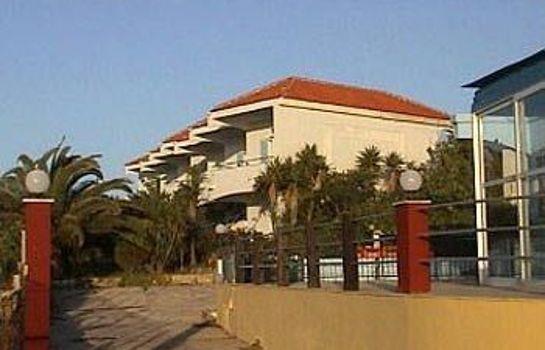 Ammes Hotel
