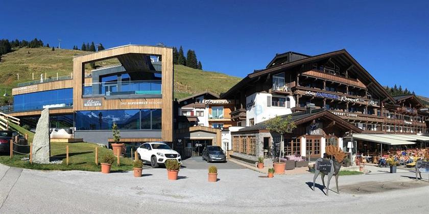 Das Alpenwelt Resort Wald im Pinzgau Austria thumbnail