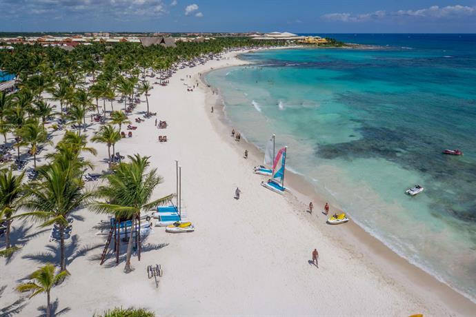 Barcelo Maya Tropical - All Inclusive