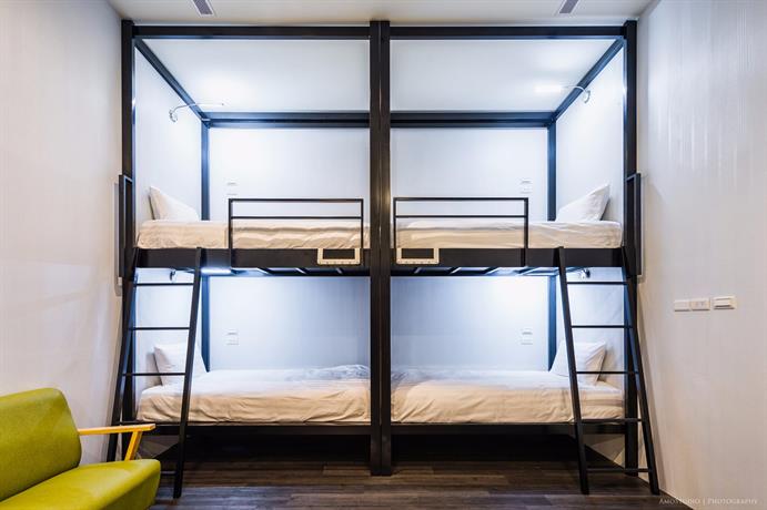 Place X Hotel