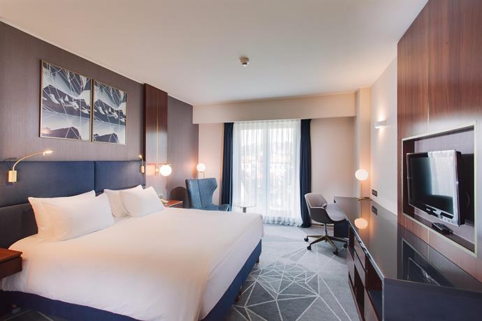 DoubleTree by Hilton Hotel Cluj - City Plaza