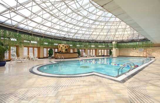 Mayflowers Hotel Wuhan