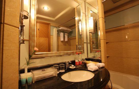 Mayflowers Hotel Wuhan