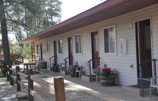 Mountain Landing Suites & RV Park