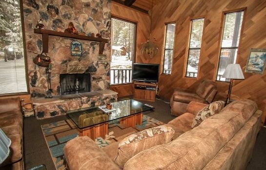 Colbert Cabin 966 by RedAwning