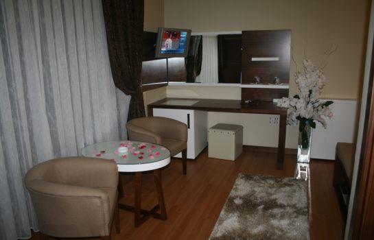 Nysa Hotel
