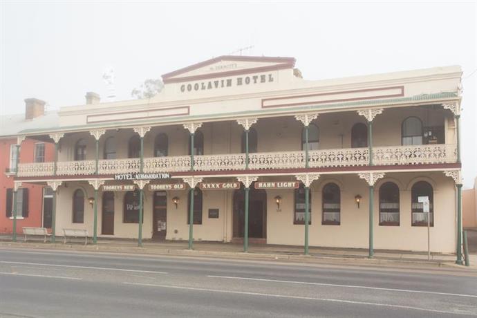 Southern Railway Hotel Towrang Australia thumbnail
