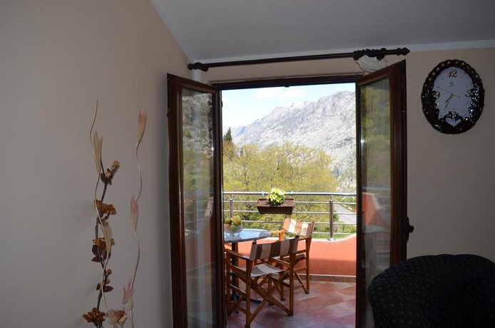 Milas Trojica Kotor