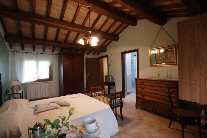 Agriturismo L'Ulivo in Fiore