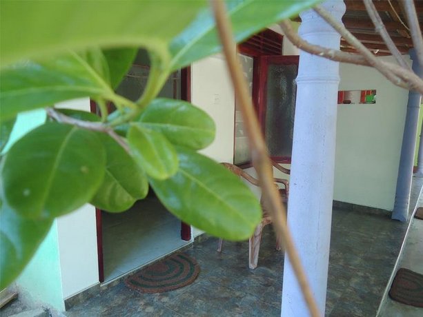 Green Garden Guest Mirissa