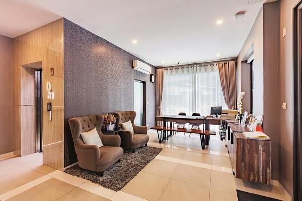 Stylish 2-Bedroom Apartment Soi 16