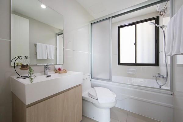 Stylish 2-Bedroom Apartment Soi 16