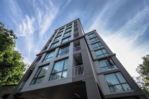 Stylish 2-Bedroom Apartment Soi 16