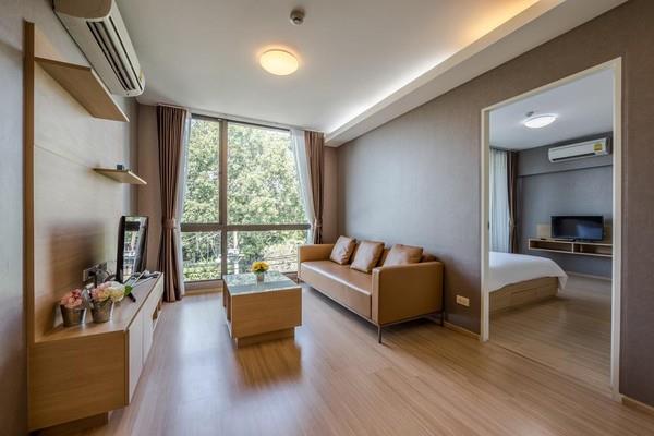 Stylish 2-Bedroom Apartment Soi 16