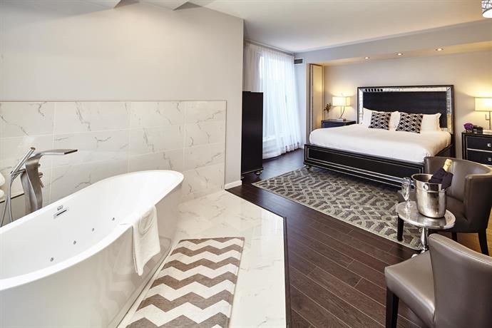 Executive Plaza Hotel & Conference Centre Metro Vancouver