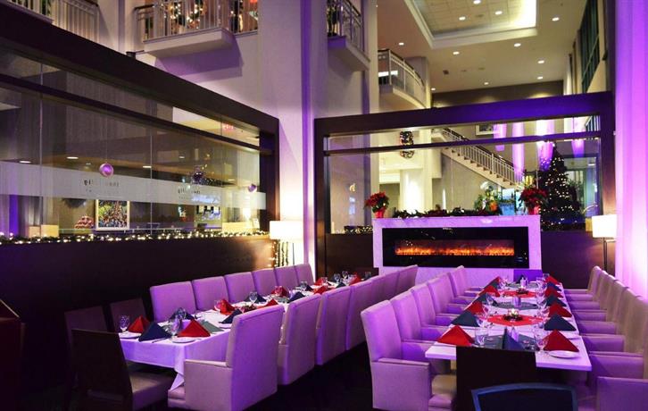 Executive Plaza Hotel & Conference Centre Metro Vancouver