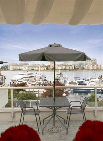 Coast Victoria Hotel & Marina by APA