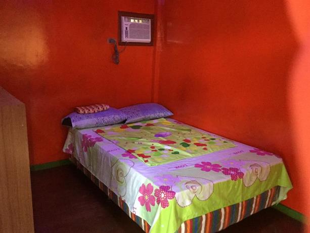 RJC Hostel and Karaoke Bar