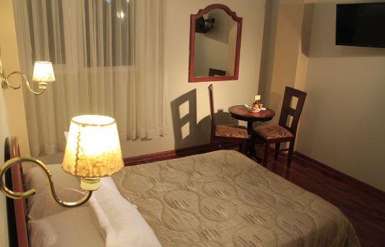 Manhattan Inn Airport Hotel