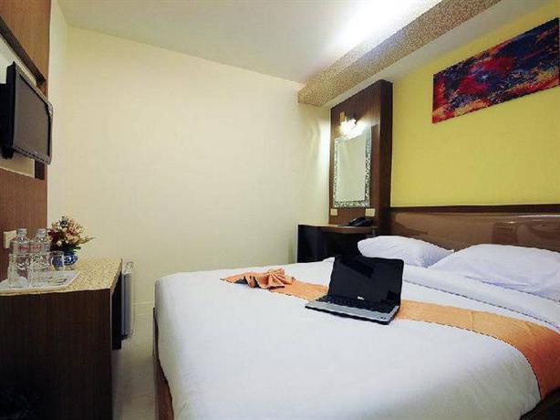 Royal Express Inn