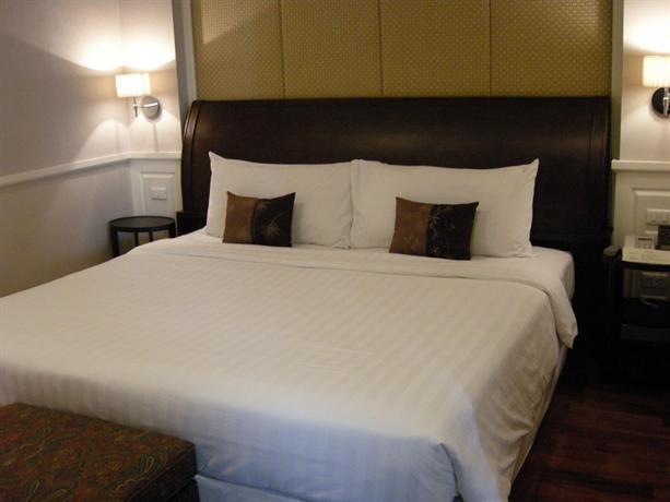 Aurum The River Place