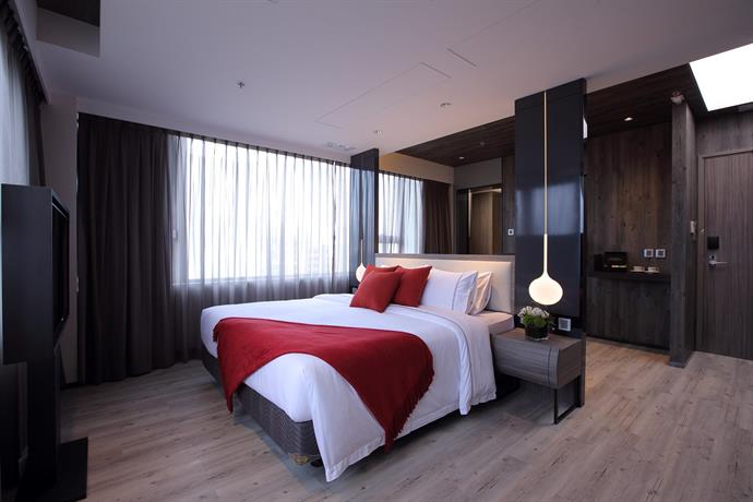 The Perkin Hotel