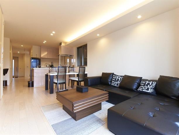 Kyoto river side modern House