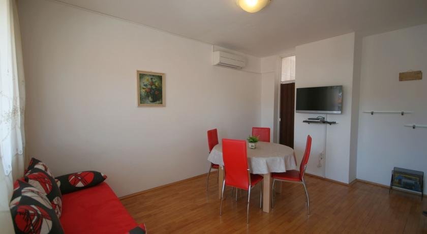 Apartment Franjo Malinska