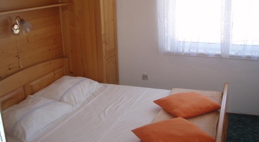 Apartment Franjo Malinska