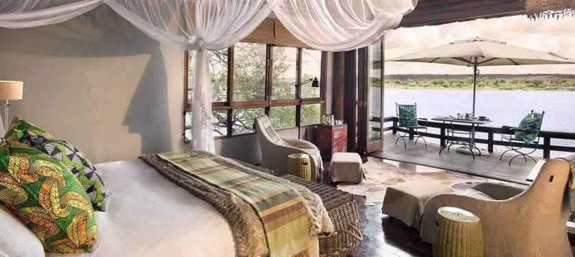 Royal Chundu River Lodge