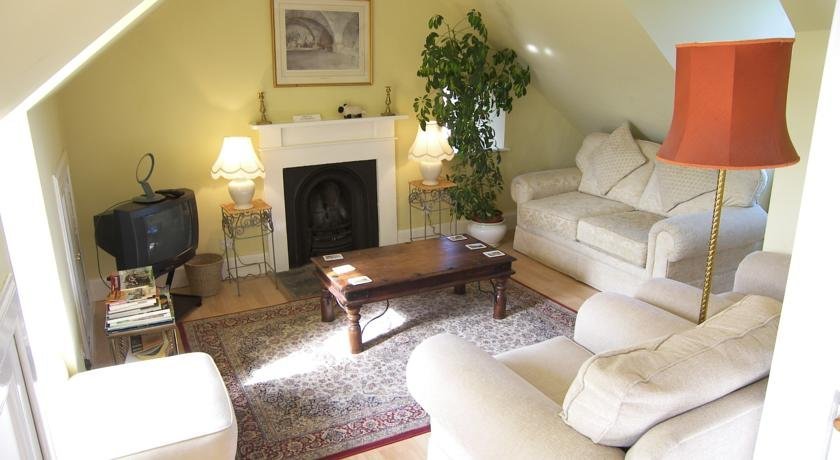 Calton Hill Apartment