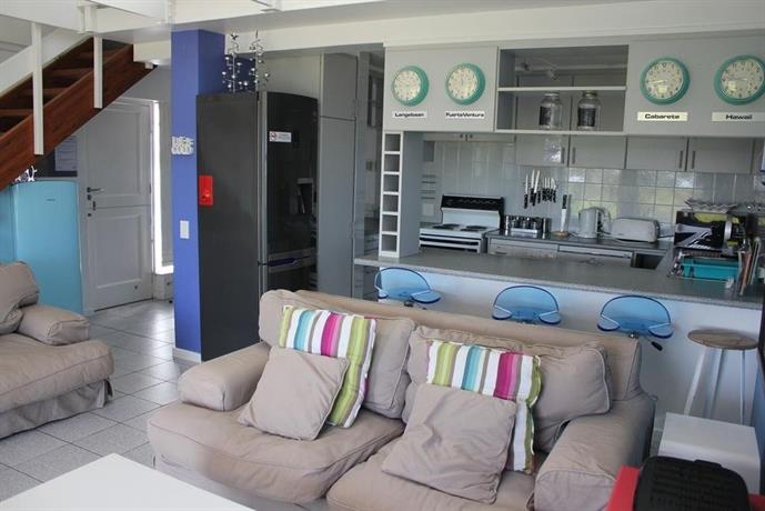 6 Barefootin Self Catering