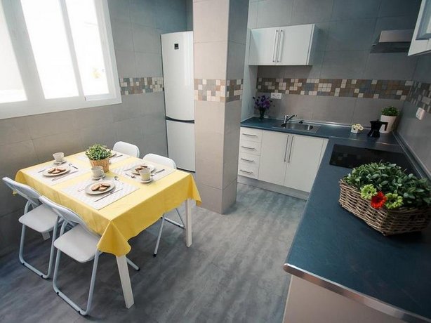 Holidays2malaga Heredia 3 Bed
