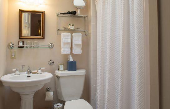 North Lodge on Oakland Bed and Breakfast