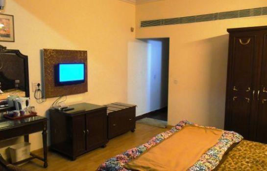 Hotel Hallmark Regency