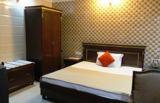 Hotel Hallmark Regency
