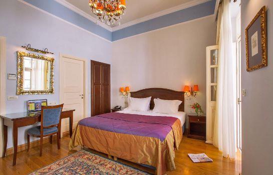 Aetoma Hotel