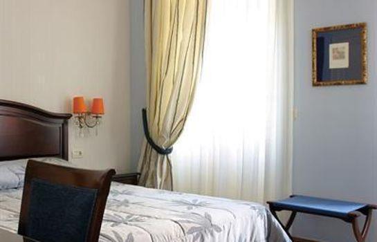 Aetoma Hotel
