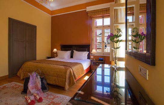 Aetoma Hotel