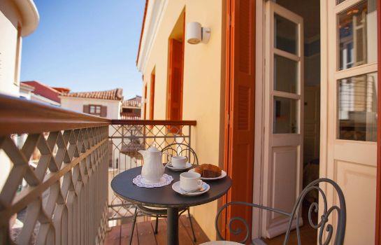 Aetoma Hotel