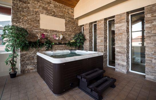 Hotel Garzon Plaza