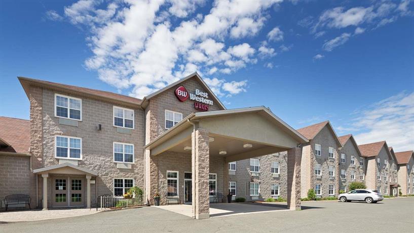 Best Western Plus Woodstock Hotel & Conference Centre Woodstock Golf and Curling Club Canada thumbnail