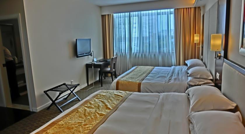 Shanghai Fortune Hotel