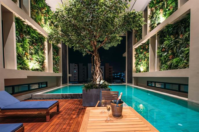 Mii Hotel Srinakarin