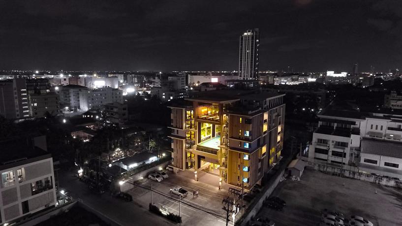 Mii Hotel Srinakarin