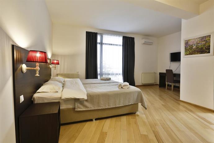 Chardonnay Boutique Hotel