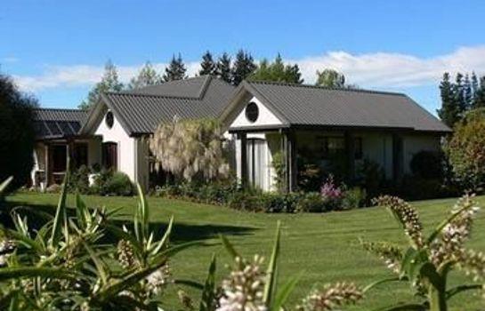 Garden View Bed & Breakfast Rolleston Larcomb Vineyard New Zealand thumbnail