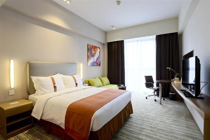 Holiday Inn Express Shanghai Gongkang