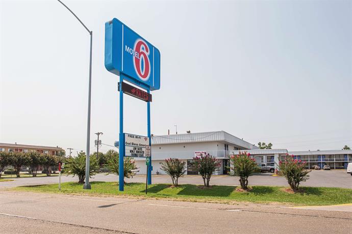 Motel 6 West Memphis AR