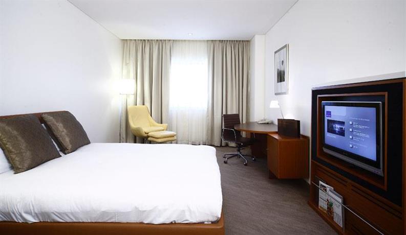 Novotel Canberra